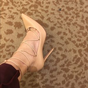 Gianvito Rossi classic lace up natural color